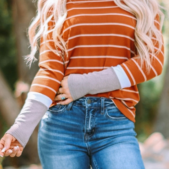 💜 New Ribbed Long Sleeve Top - Picture 2 of 11